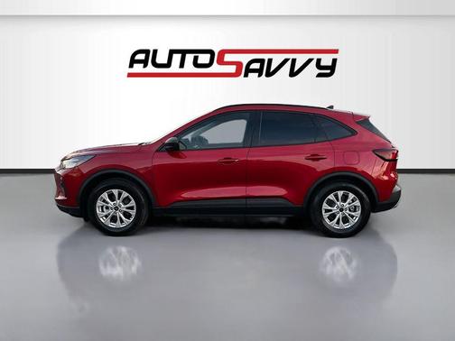 Rapid Red Metallic Tinted Clearcoat 2025 Ford Escape Active