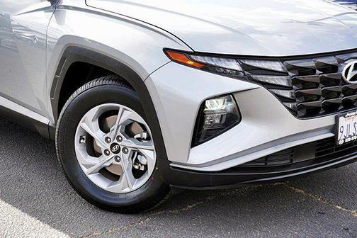 Shimmering Silver 2024 Hyundai TUCSON SEL