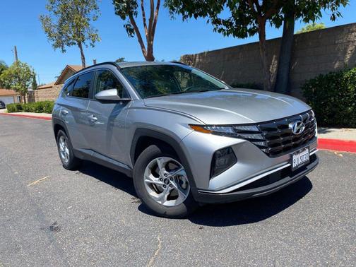 Shimmering Silver 2024 Hyundai TUCSON SEL