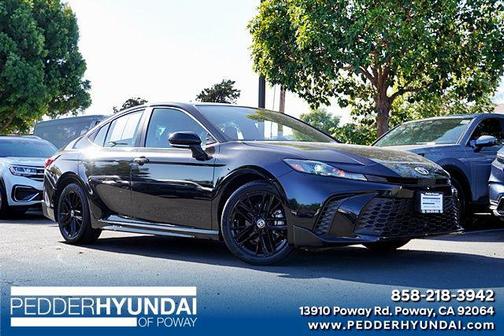Midnight Black Metallic 2025 Toyota Camry SE