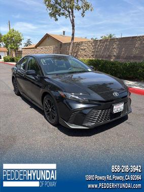 Midnight Black Metallic 2025 Toyota Camry SE