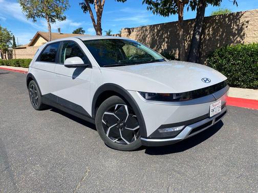 Cyber Gray 2024 Hyundai IONIQ 5 SEL