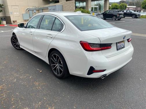 2021 BMW 330e 330e