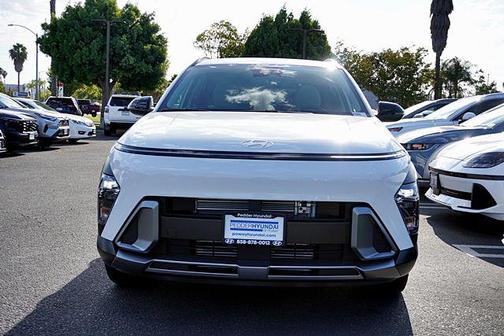 Atlas White 2026 Hyundai KONA SEL Premium