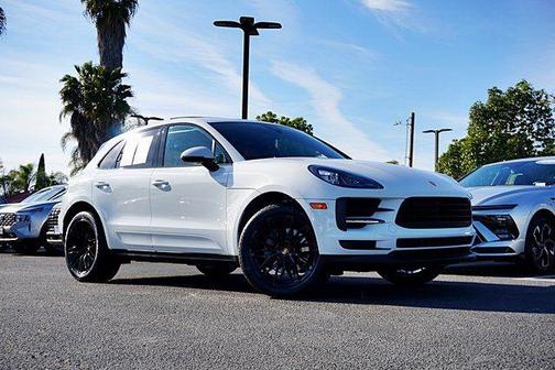White 2020 Porsche Macan Macan S