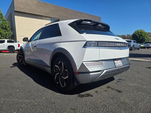 Atlas White 2024 Hyundai IONIQ 5 Limited