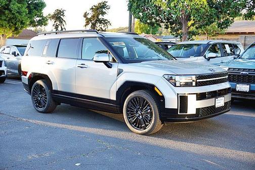 Shimmering Silver 2026 Hyundai SANTA FE HEV Calligraphy