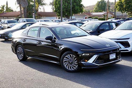 Abyss Black 2026 Hyundai SONATA Hybrid Limited