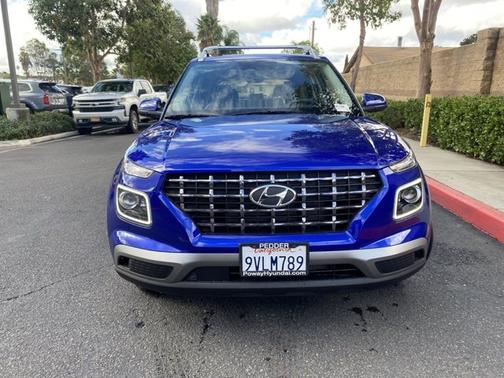 2025 Hyundai VENUE Limited