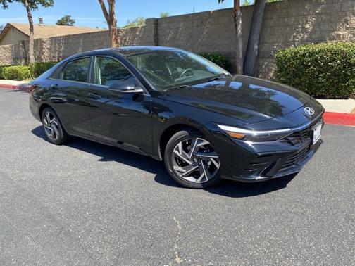 2025 Hyundai ELANTRA HEV Limited