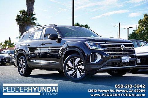 Deep Black 2024 Volkswagen Atlas 2.0T SE w/Technology