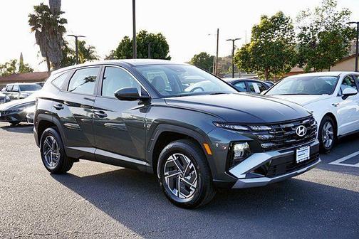 Amazon Gray 2026 Hyundai TUCSON Hybrid Blue SE