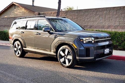 Ecotronic Gray 2024 Hyundai SANTA FE Limited