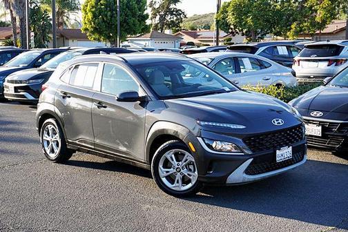 2023 Hyundai KONA SEL