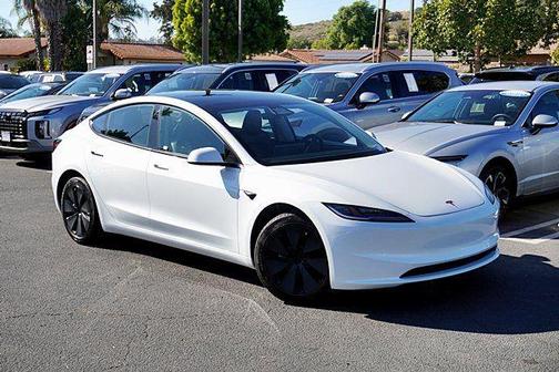 Pearl White Multi-Coat 2025 Tesla Model 3 Long Range