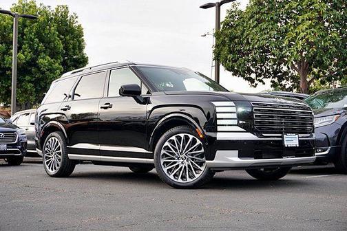 Abyss Black Pearl 2026 Hyundai Palisade Hybrid Calligraphy