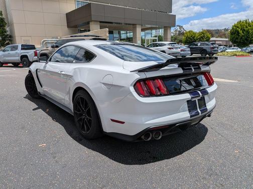 OXFORD WHITE 2020 Ford Shelby GT350 Base