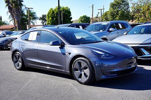 Midnight Silver Metallic 2021 Tesla Model 3 Standard Range Plus