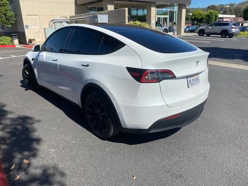 2022 Tesla Model Y Long Range