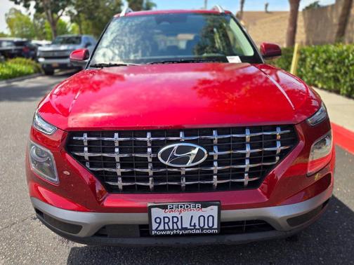 2025 Hyundai VENUE Limited