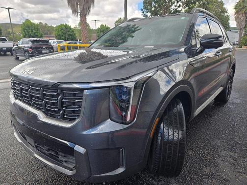 Gravity Grey 2024 Kia Sorento SX