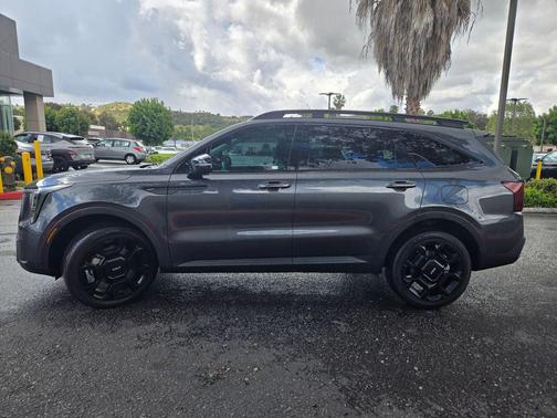 Gravity Grey 2024 Kia Sorento SX