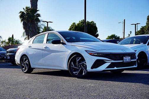 2025 Hyundai ELANTRA Sport