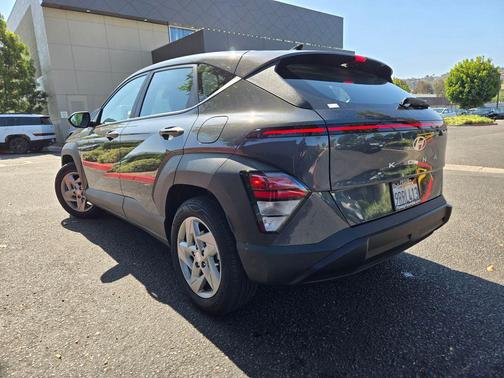Ecotronic Gray Pearl 2026 Hyundai KONA SE