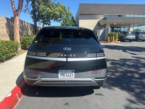 2024 Hyundai IONIQ 5 SEL