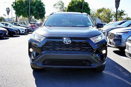 2021 Toyota RAV4 Hybrid XLE Premium