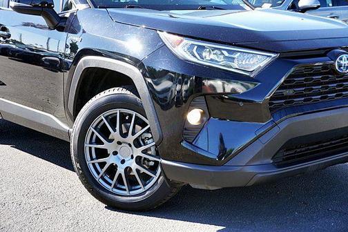 2021 Toyota RAV4 Hybrid XLE Premium