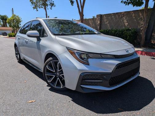 Classic Silver Metallic 2022 Toyota Corolla SE