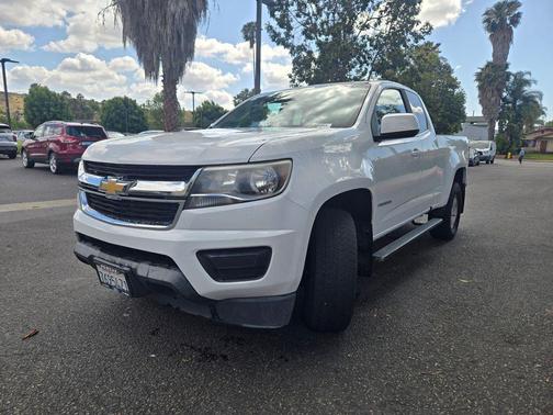 Summit White 2017 Chevrolet Colorado WT