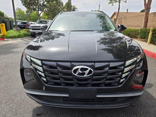 Black Pearl 2024 Hyundai TUCSON SEL