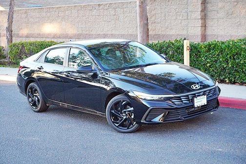 2026 Hyundai ELANTRA HEV SEL Sport