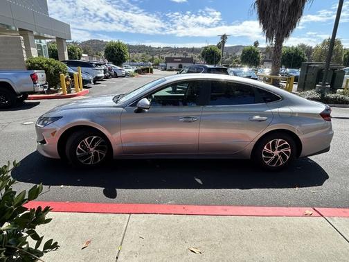 2021 Hyundai SONATA Hybrid Blue