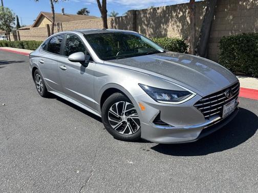 2021 Hyundai SONATA Hybrid Blue