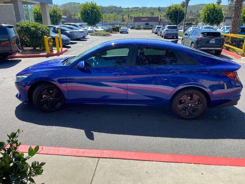 2021 Hyundai ELANTRA SEL