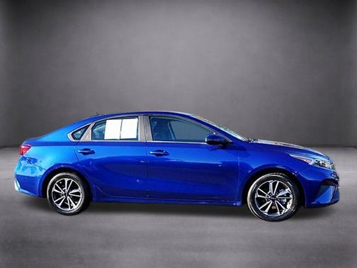 Deep Sea Blue 2023 Kia Forte LXS