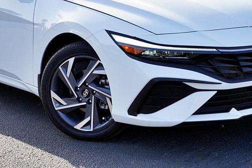 Serenity White 2025 Hyundai ELANTRA HEV SEL Sport