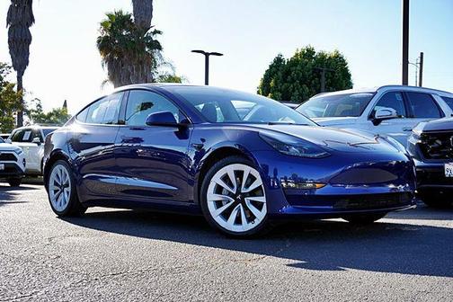 Blue 2022 Tesla Model 3 Long Range