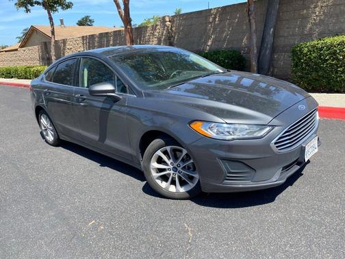2020 Ford Fusion Hybrid SE