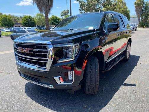 Onyx Black 2024 GMC Yukon SLT
