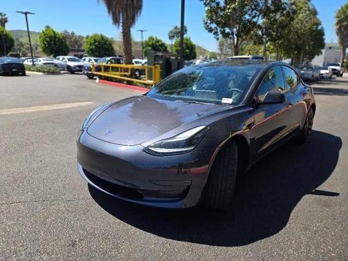 Midnight Silver Metallic 2023 Tesla Model 3 Performance