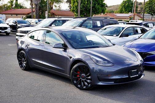 Midnight Silver Metallic 2023 Tesla Model 3 Performance