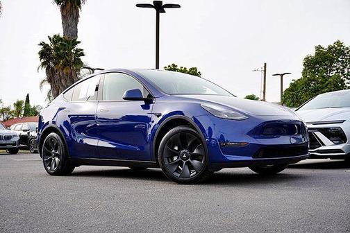 Deep Blue Metallic 2024 Tesla Model Y Long Range Dual Motor All-Wheel Drive