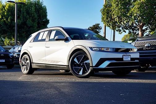 2025 Hyundai IONIQ 5 SEL