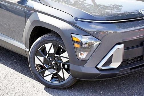 2025 Hyundai KONA SEL Convenience