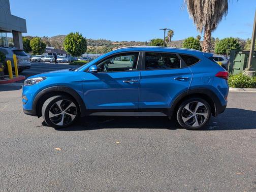 Caribbean Blue 2017 Hyundai TUCSON Limited