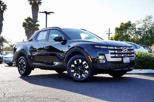 Phantom Black 2025 Hyundai SANTA CRUZ SEL